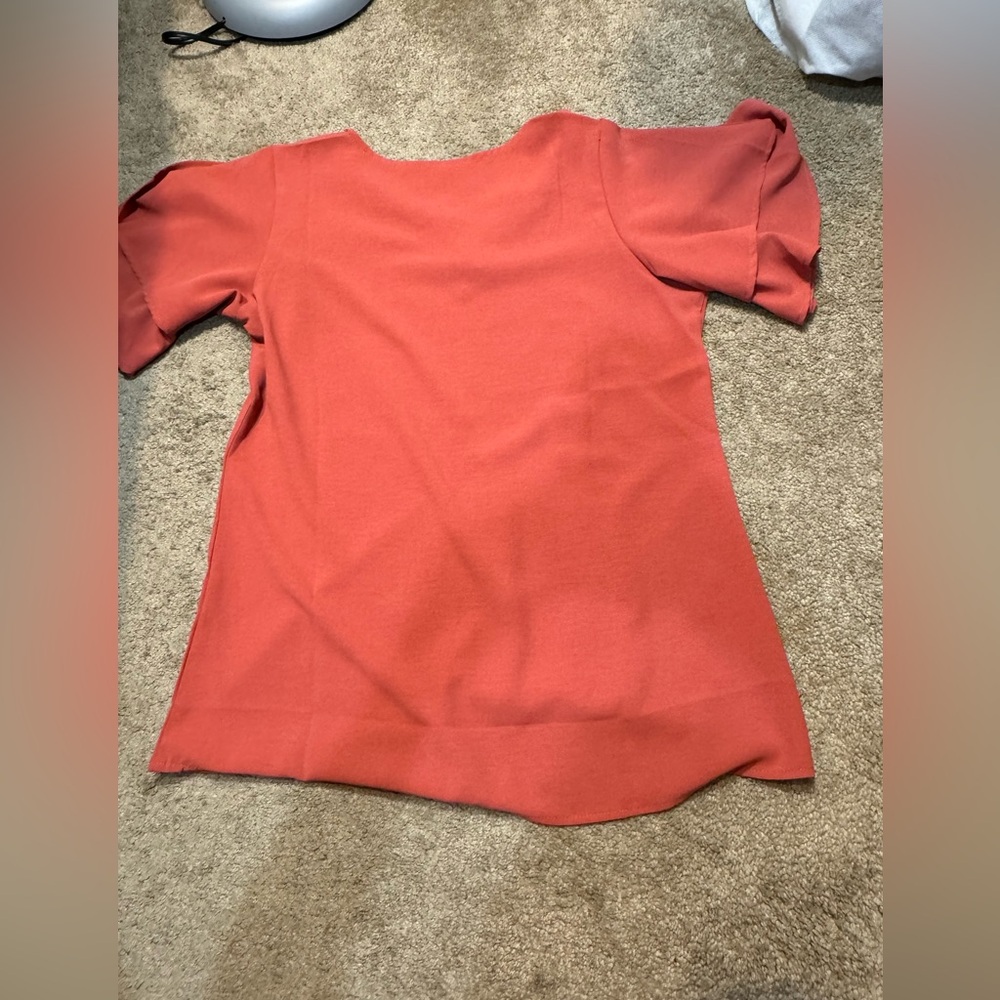 Red blouse - Picture 2 of 2